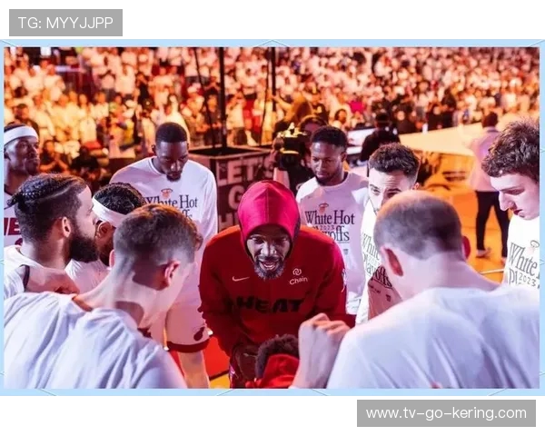 勇士与热火激战11日赛场谁能在这场对决中笑到最后